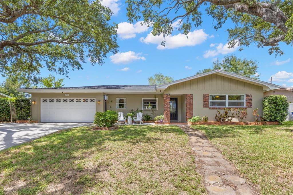 1950 REBECCA DRIVE CLEARWATER, FL 33764
