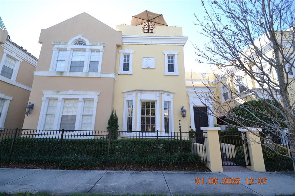 2405 VICTORIA GARDENS LANE UNIT 2405