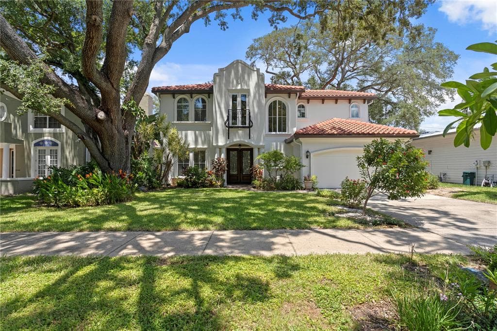 3911 W DALE AVENUE TAMPA, FL 33609