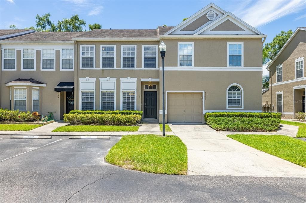 4310 FINCASTLE COURT