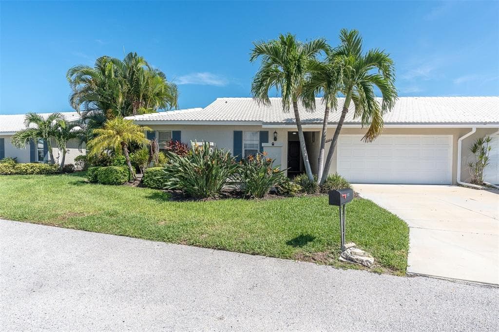 6804 W 8TH AVE BRADENTON, FL 34209
