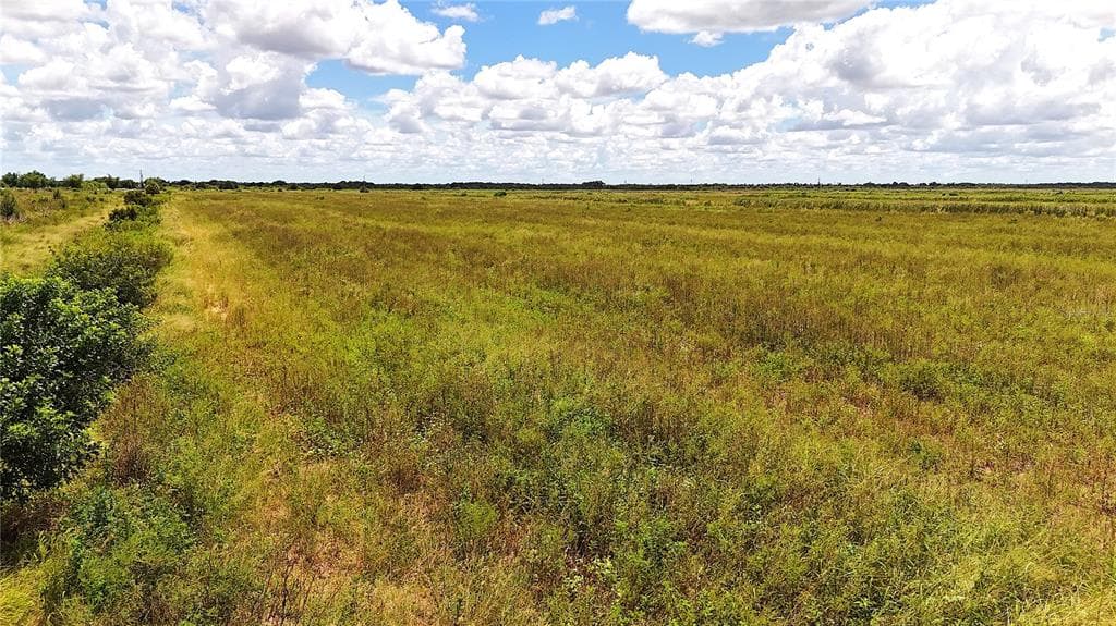 5595 1ST ROAD LABELLE, FL 33935