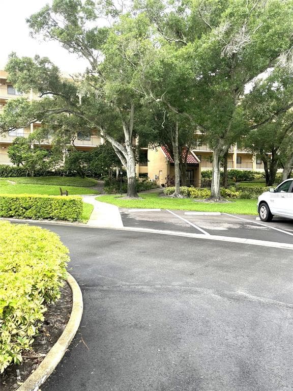 3078 EASTLAND BOULEVARD UNIT 307 CLEARWATER, FL 33761