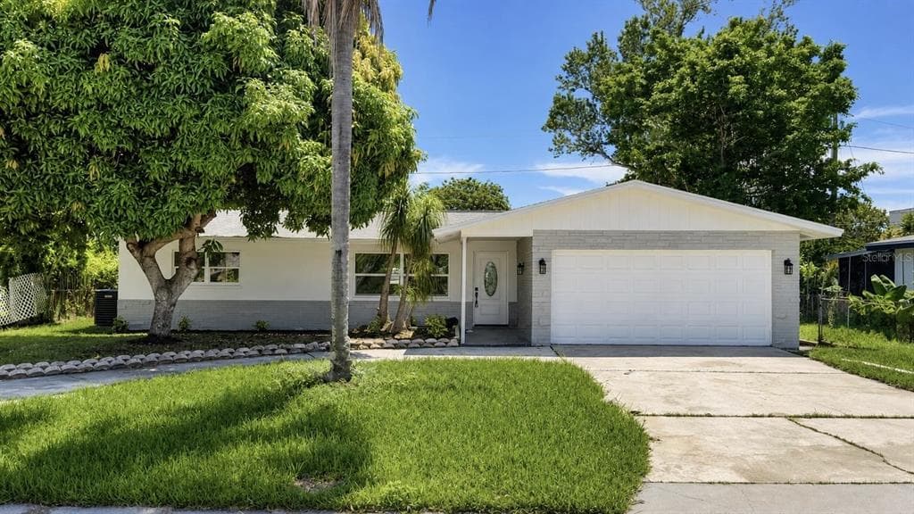 1421 HEATHER DRIVE