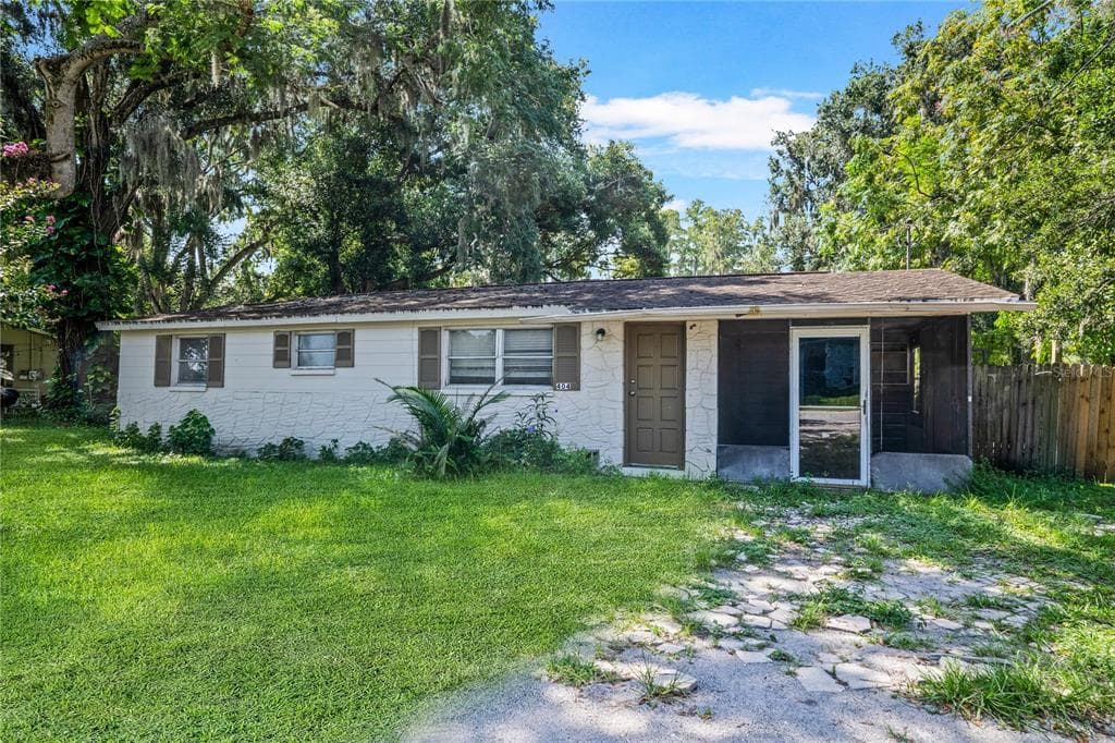 404 W LUTZ LAKE FERN ROAD