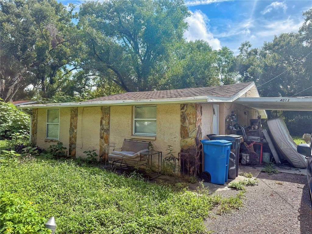 4013 WATSON ROAD TAMPA, FL 33610