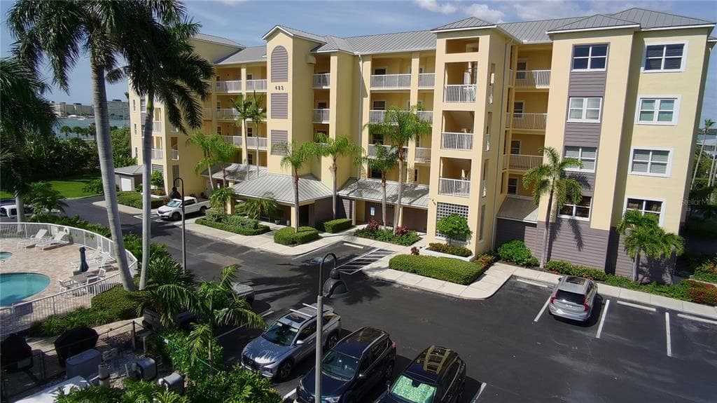 423 150TH AVENUE UNIT 1501