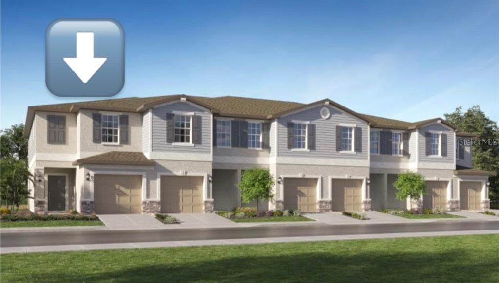 208 27TH STREET SE RUSKIN, FL 33570