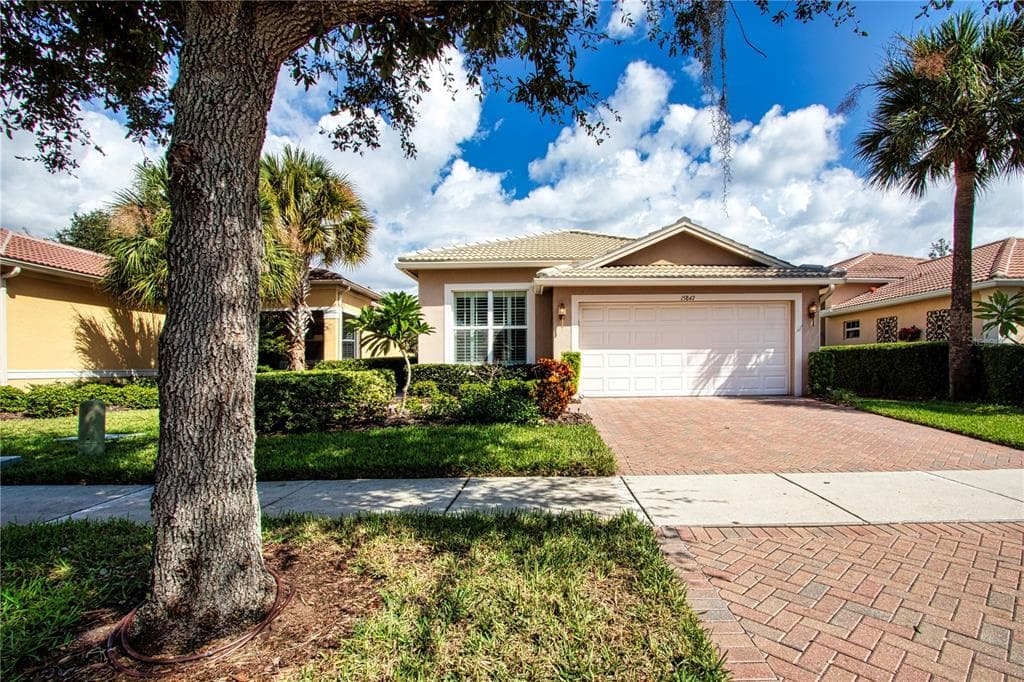 15847 COBBLE MILL DRIVE WIMAUMA, FL 33598
