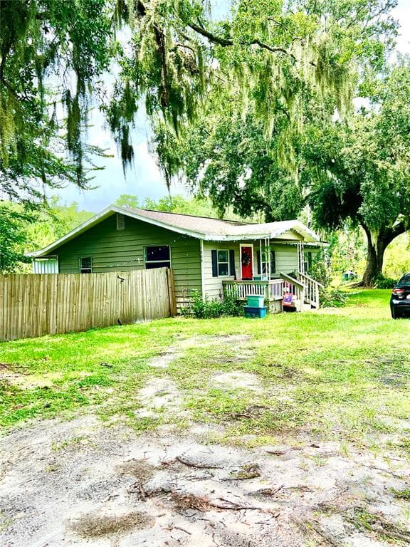 1008 GRAY STREET PLANT CITY, FL 33563