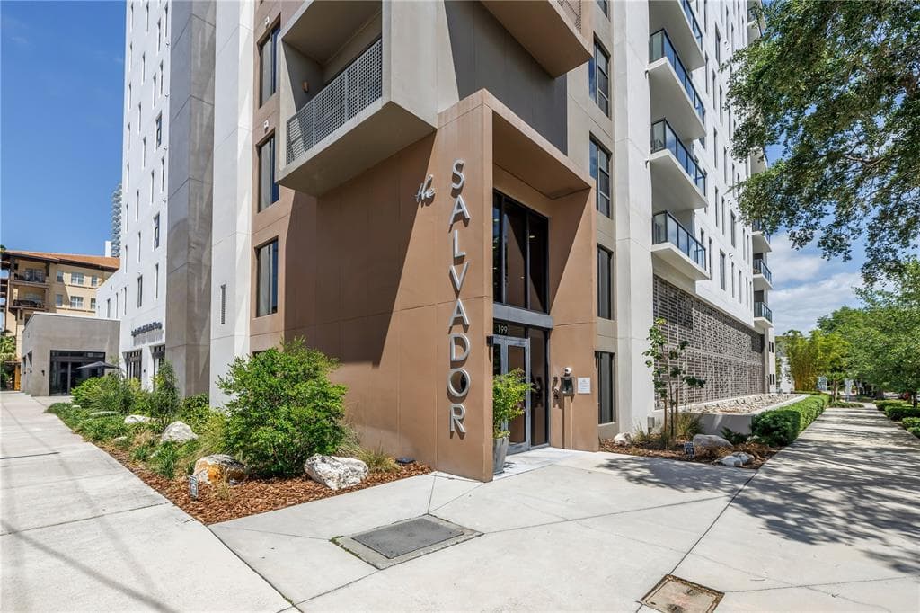 199 DALI BOULEVARD UNIT 902 SAINT PETERSBURG, FL 33701