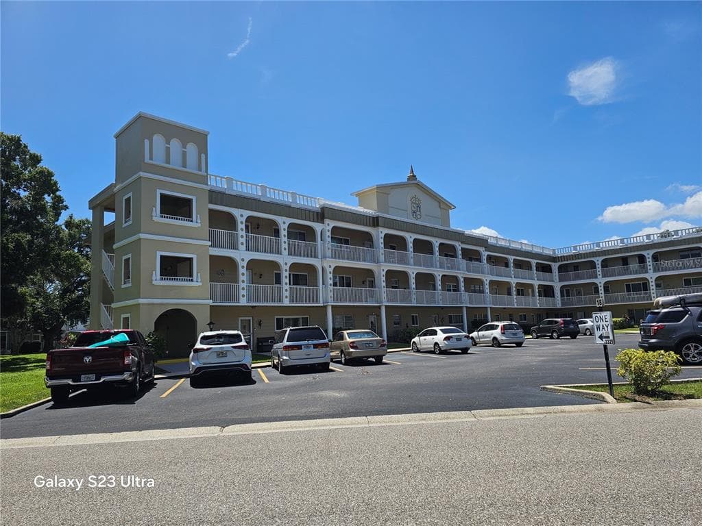 2321 ECUADORIAN WAY UNIT 31