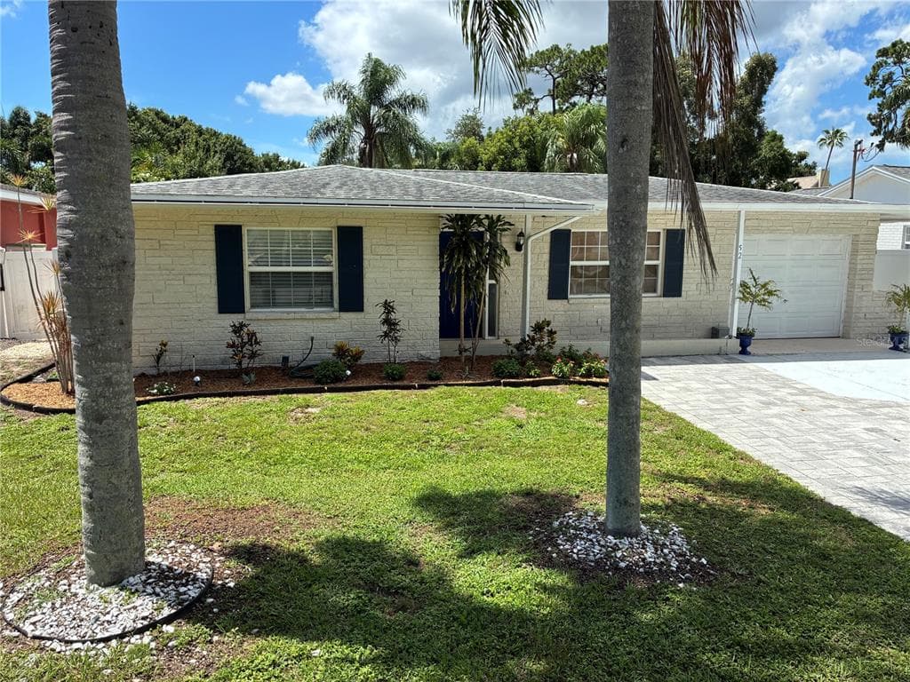 52 CYPRESS DRIVE PALM HARBOR, FL 34684