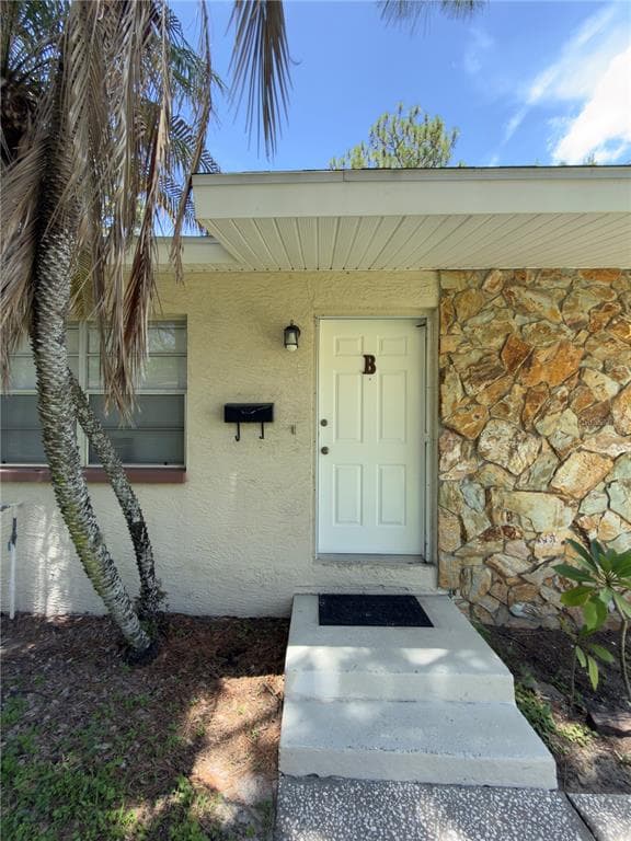 7746 62ND STREET N UNIT B PINELLAS PARK, FL 33781