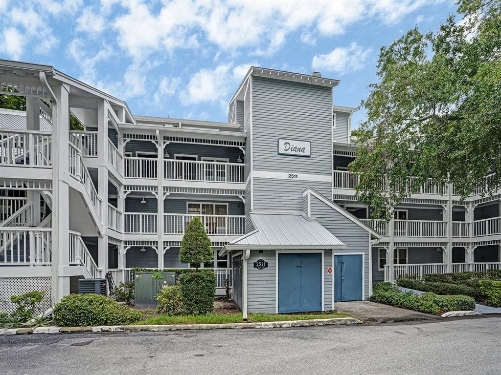 2511 DOLLY BAY DRIVE UNIT 308 PALM HARBOR, FL 34684