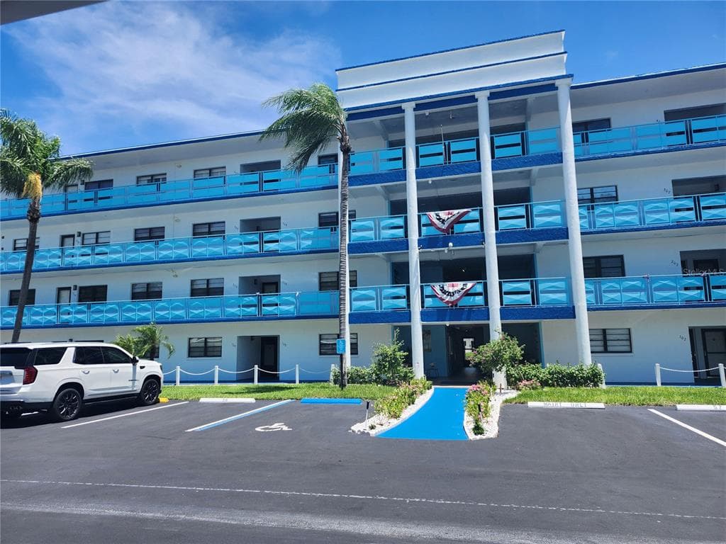 5970 80TH STREET N UNIT 409 ST PETERSBURG, FL 33709