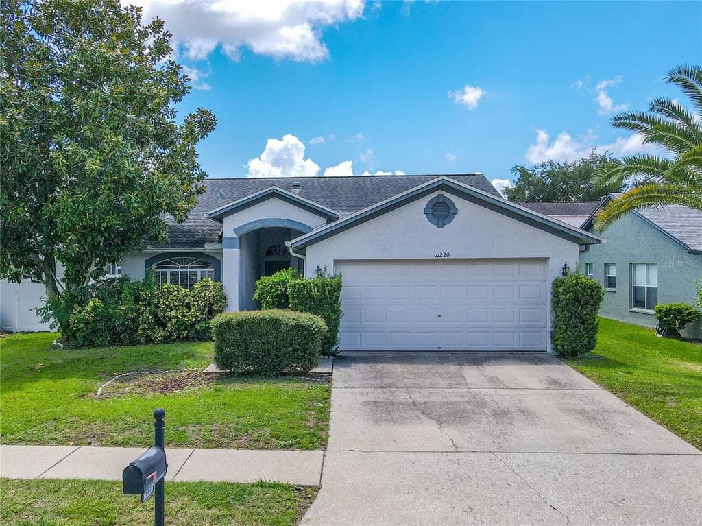 11220 CLAYRIDGE DRIVE TAMPA, FL 33635