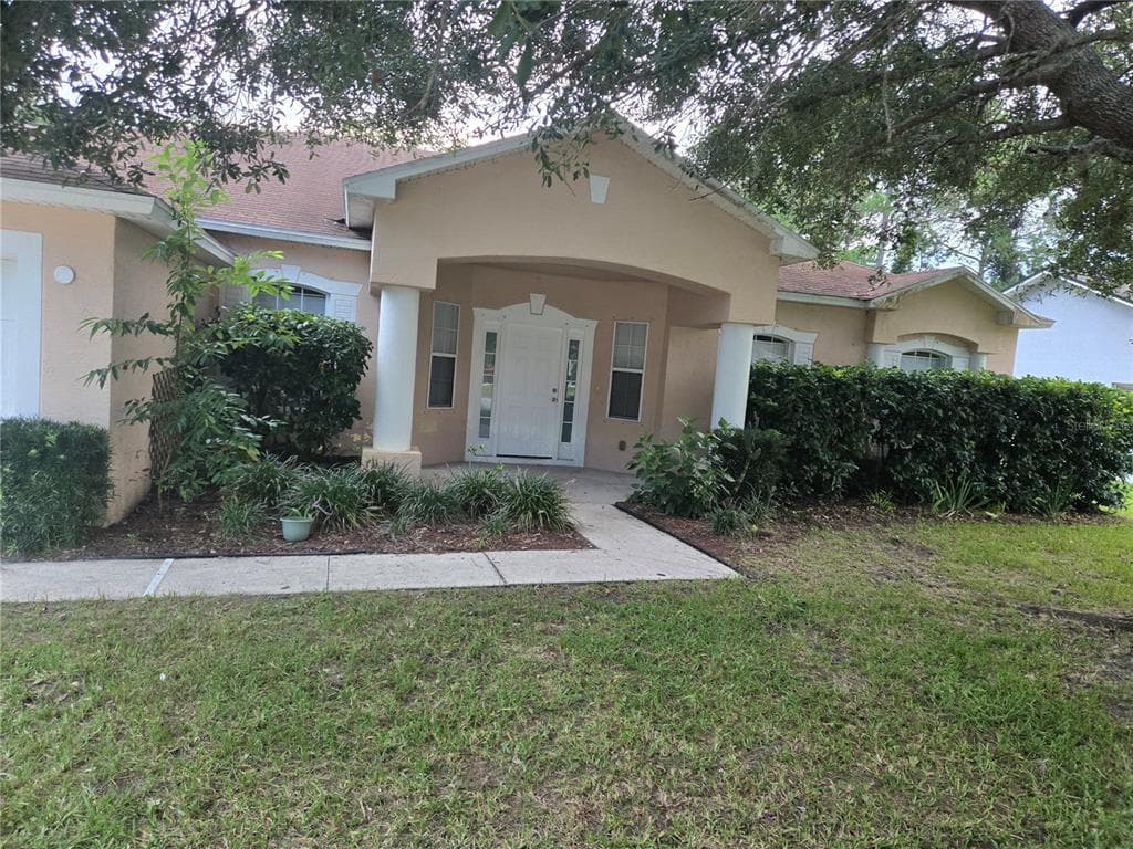 184 PARKVIEW DRIVE PALM COAST, FL 32164