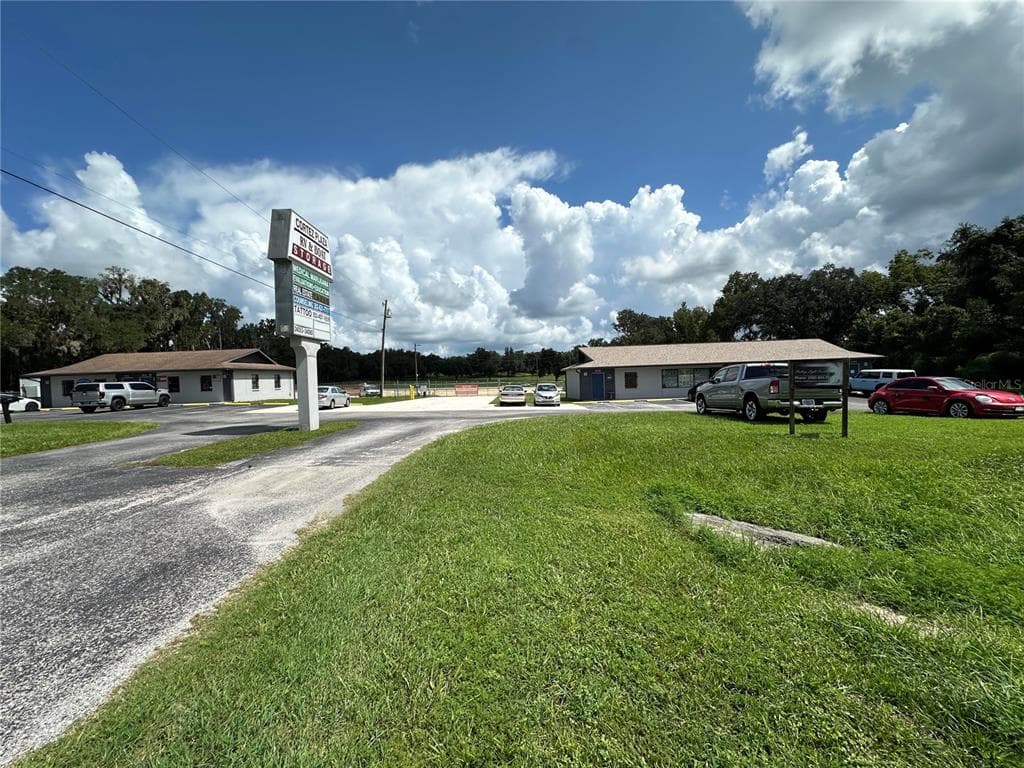 24065 CORTEZ BOULEVARD BROOKSVILLE, FL 34601