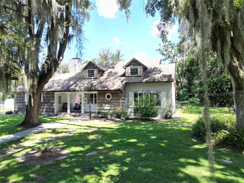 35833 LAKESHORE DRIVE