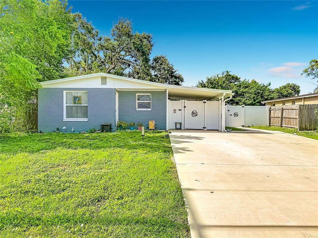 6512 W CHELSEA STREET TAMPA, FL 33634