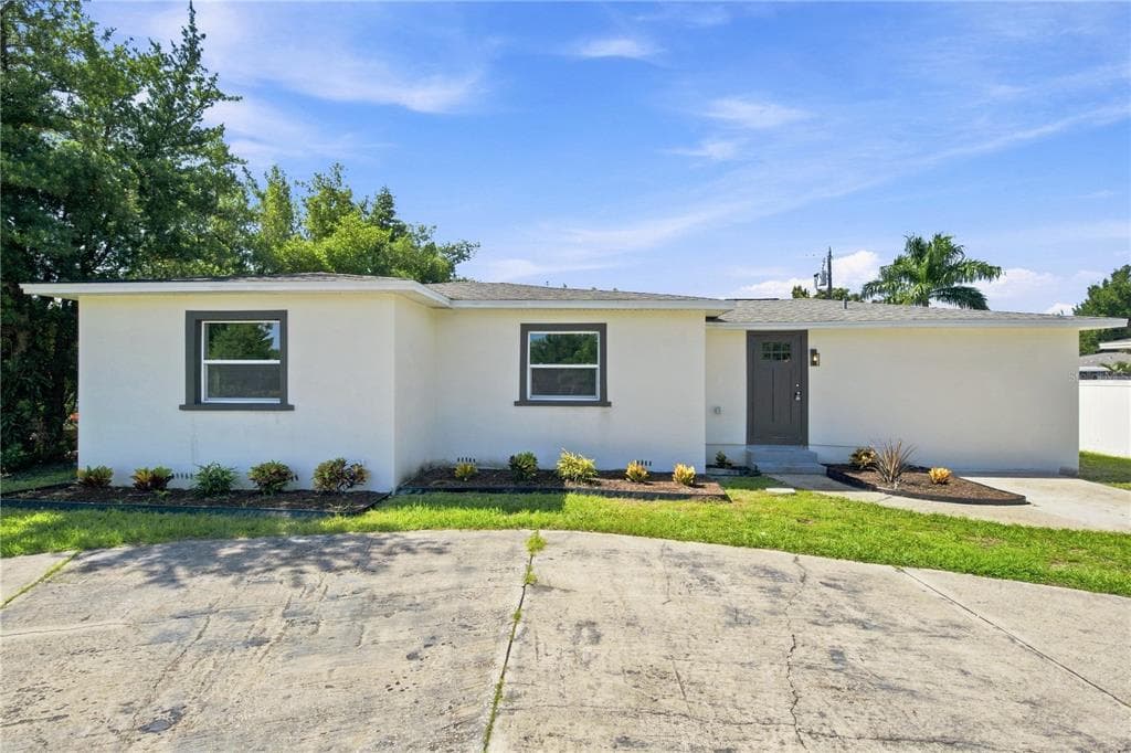 3766 30TH AVENUE N ST PETERSBURG, FL 33713