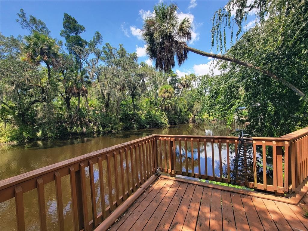 4647 JOHN MOORE ROAD BRANDON, FL 33511