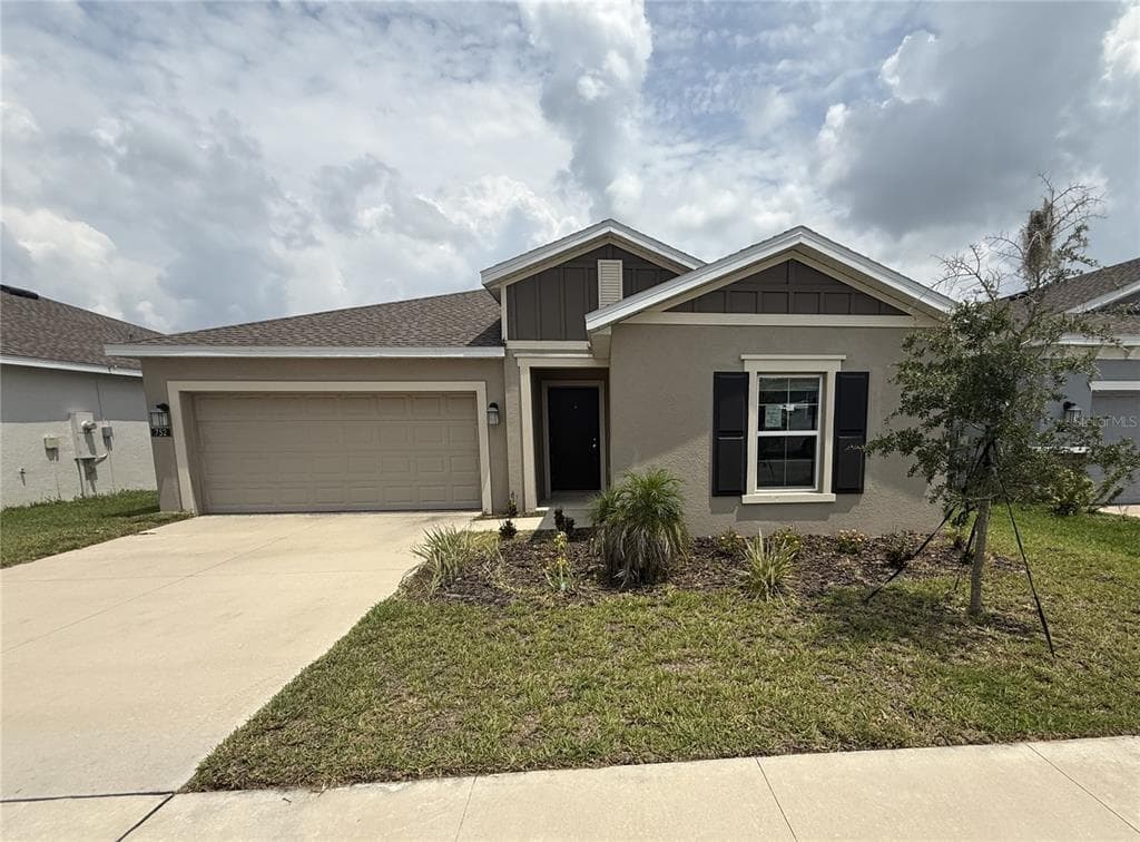 752 TROTTERS DRIVE EAGLE LAKE, FL 33839