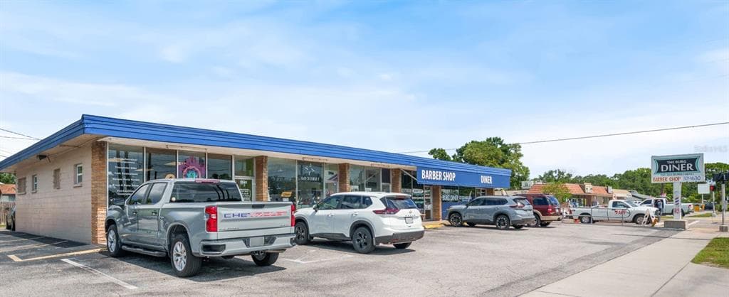 2942 49TH STREET N ST PETERSBURG, FL 33710