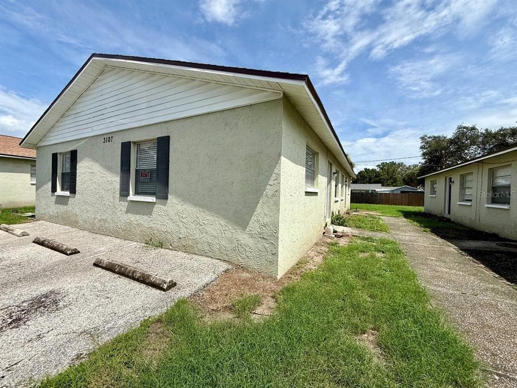 3107 W MARCUM STREET UNIT A TAMPA, FL 33611