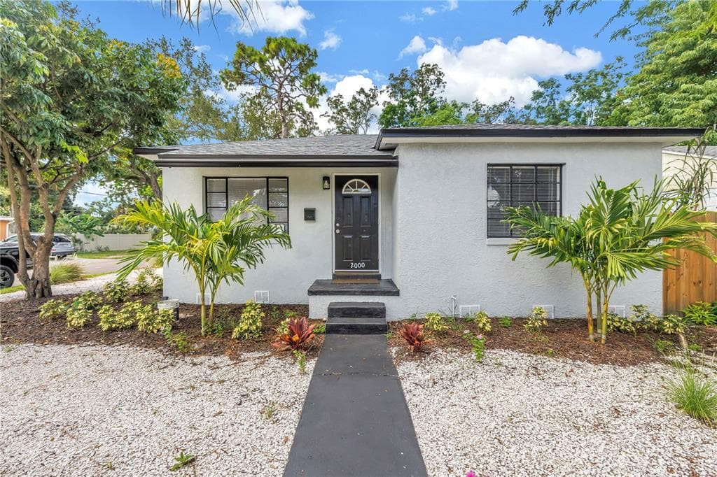 2000 27TH AVENUE N ST PETERSBURG, FL 33713
