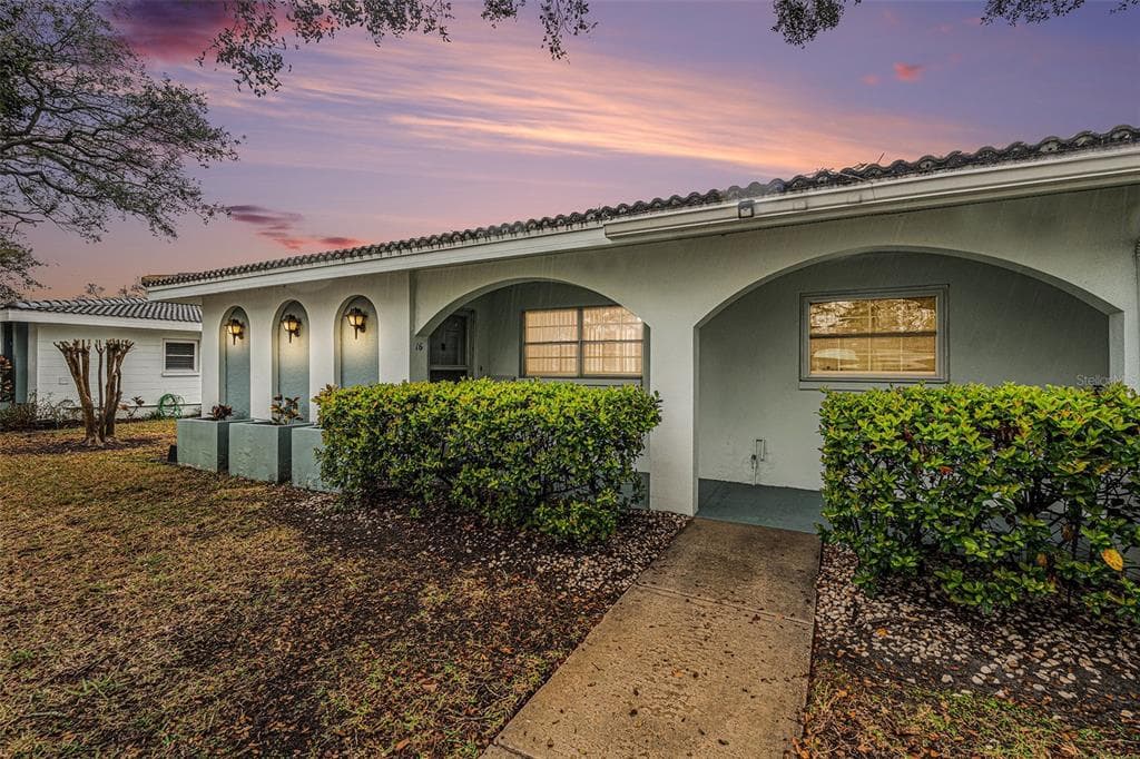 11200 102ND AVENUE UNIT 16 SEMINOLE, FL 33778