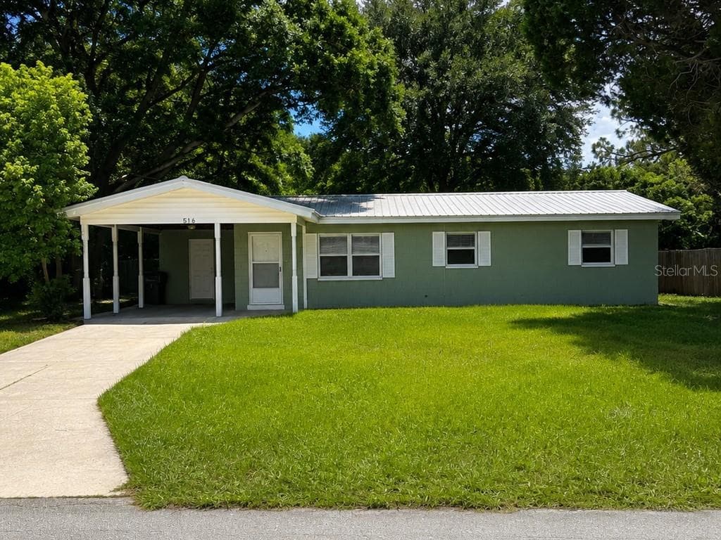 516 TANGLEWOOD DRIVE AUBURNDALE, FL 33823