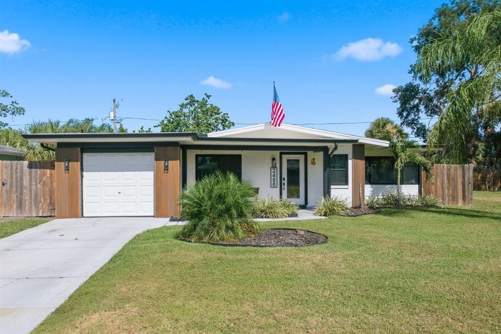 2488 DEL RIO WAY DUNEDIN, FL 34698