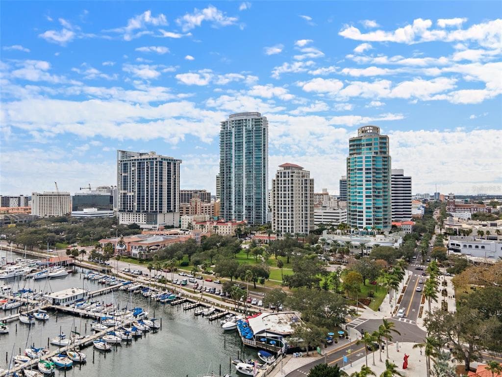 100 BEACH DRIVE NE UNIT 1501 ST PETERSBURG, FL 33701