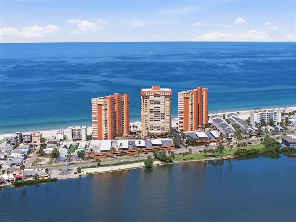 17920 GULF BOULEVARD UNIT 1401 REDINGTON SHORES, FL 33708