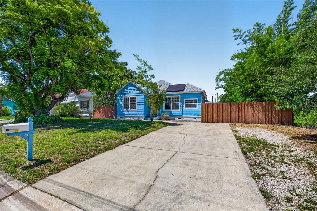 2101 20TH AVENUE N ST PETERSBURG, FL 33713