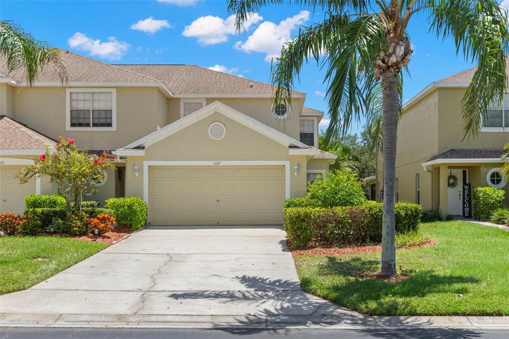 11117 KAPOK GRAND CIRCLE