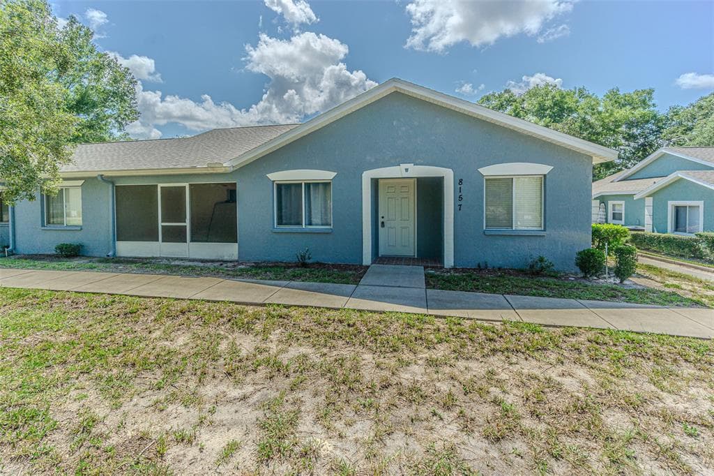 8157 STURBRIDGE COURT WEEKI WACHEE, FL 34613