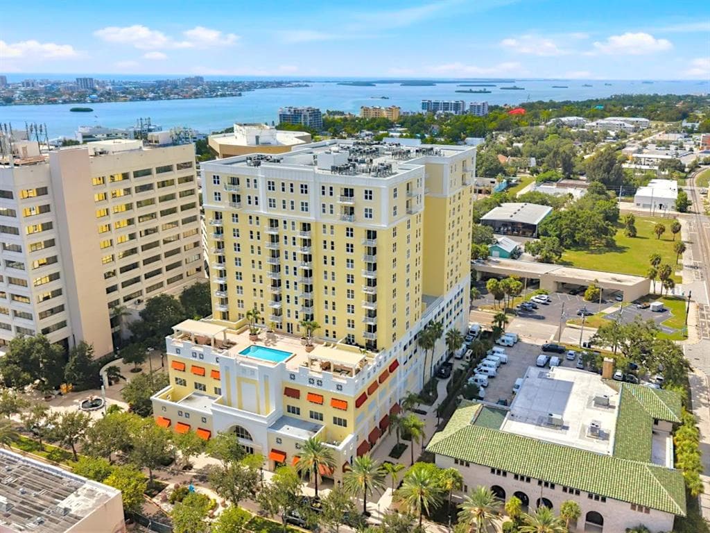 628 CLEVELAND STREET UNIT 1507