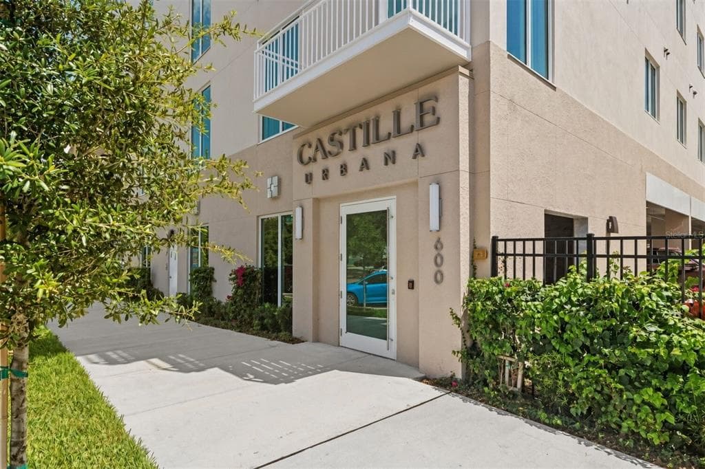 600 3RD AVENUE S UNIT 207 ST PETERSBURG, FL 33701