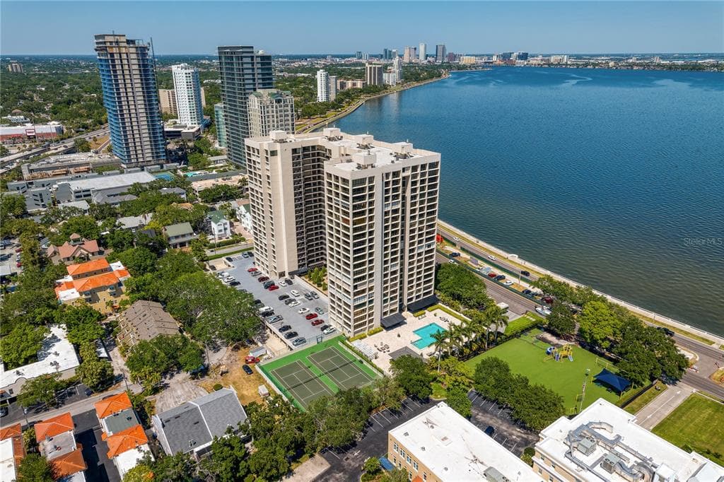 3301 BAYSHORE BOULEVARD UNIT 1101E