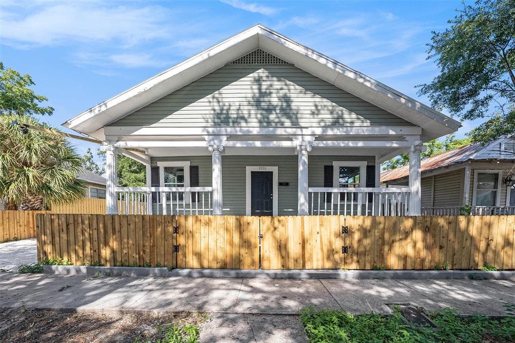 2920 N 17TH STREET