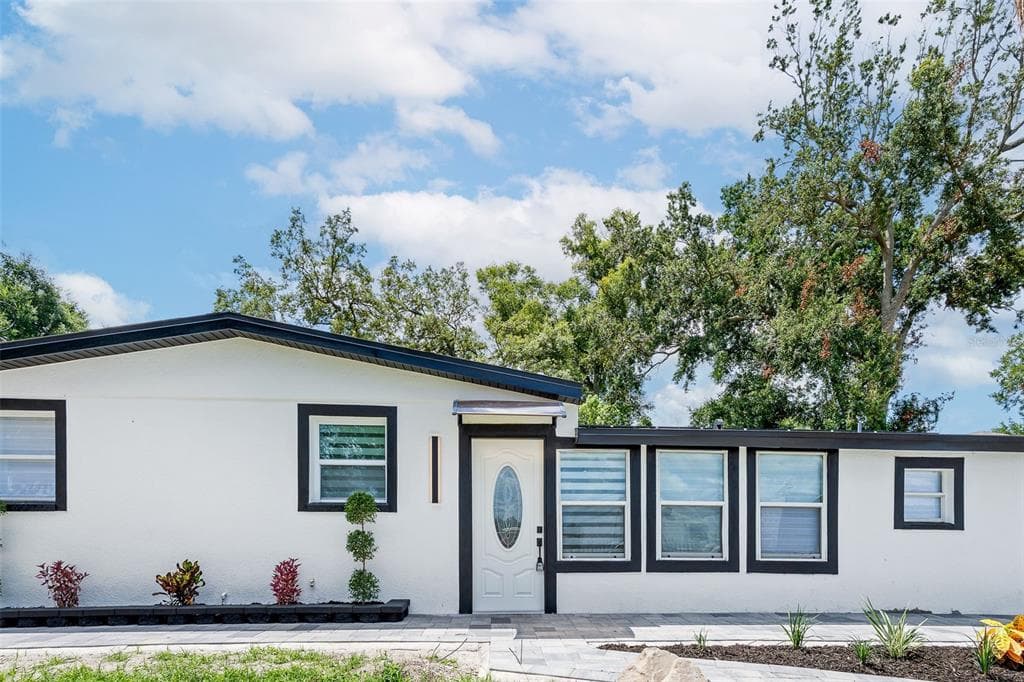 4311 E FRIERSON AVENUE TAMPA, FL 33610