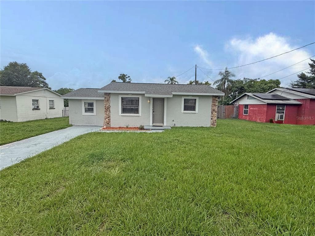 1116 EDITH AVENUE LAKELAND, FL 33805