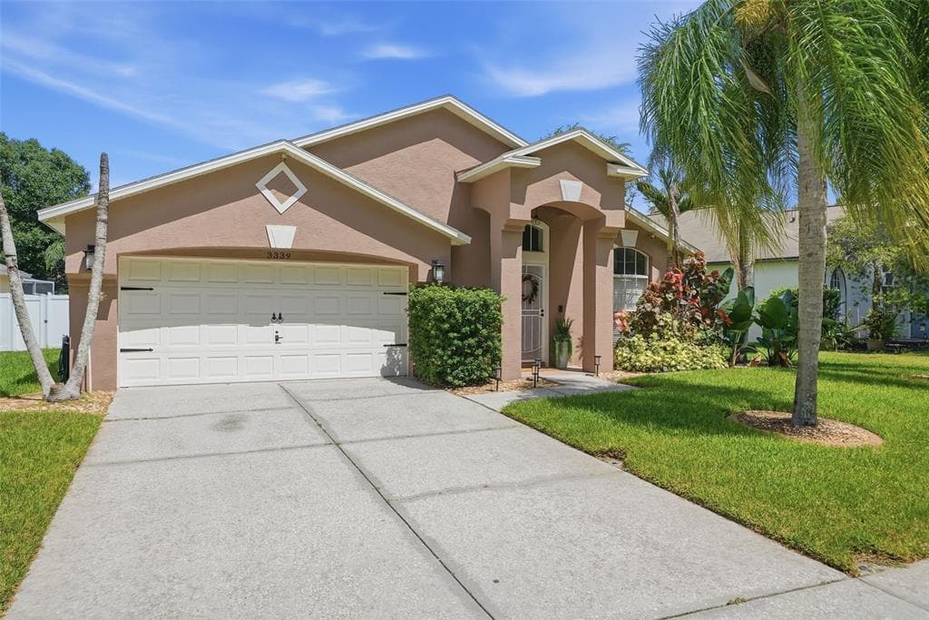 3339 CASTLE ROCK CIRCLE LAND O LAKES, FL 34639
