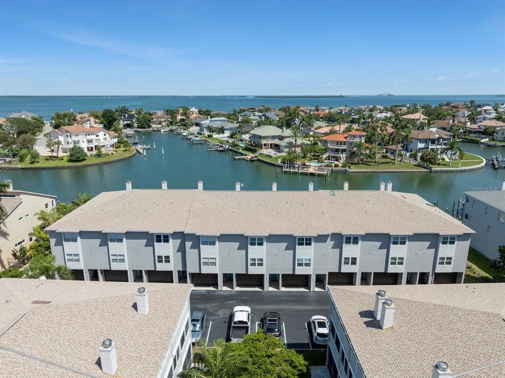 521 PINELLAS BAYWAY S UNIT 105 TIERRA VERDE, FL 33715