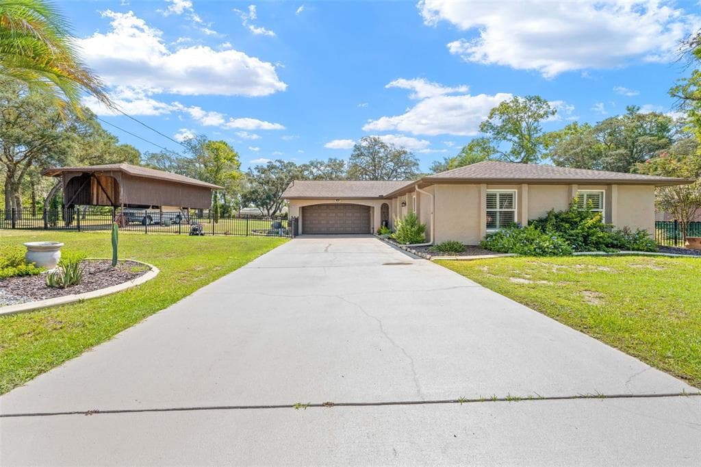 11238 KODIAK WREN ROAD WEEKI WACHEE, FL 34614