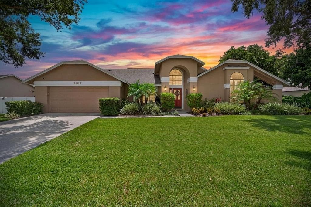 2317 EAGLE BLUFF DRIVE