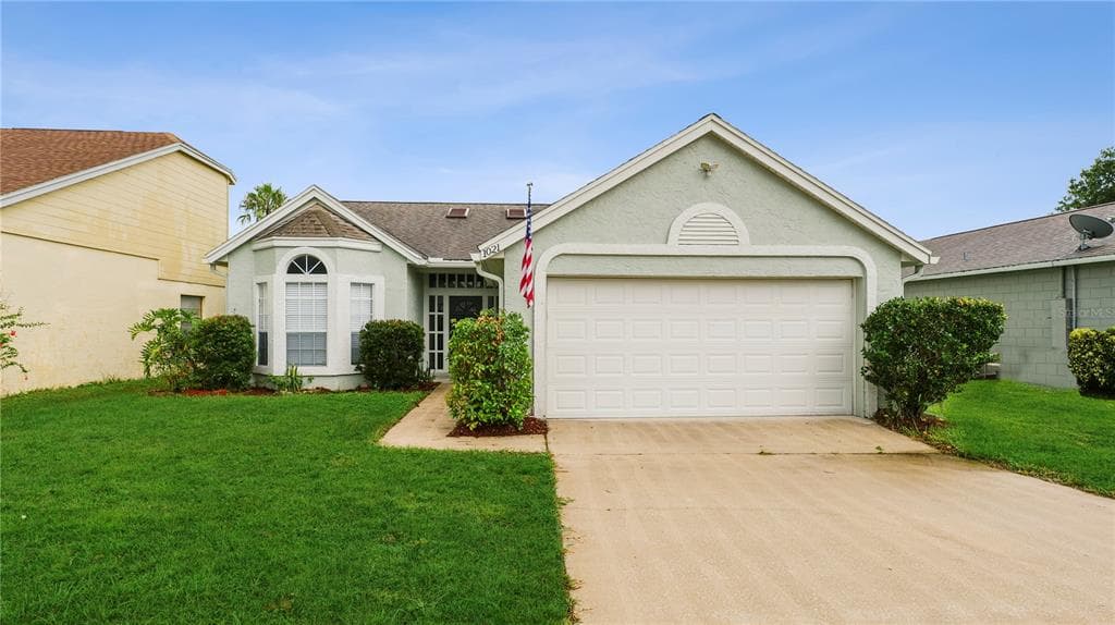 1021 WHITTIER CIRCLE OVIEDO, FL 32765